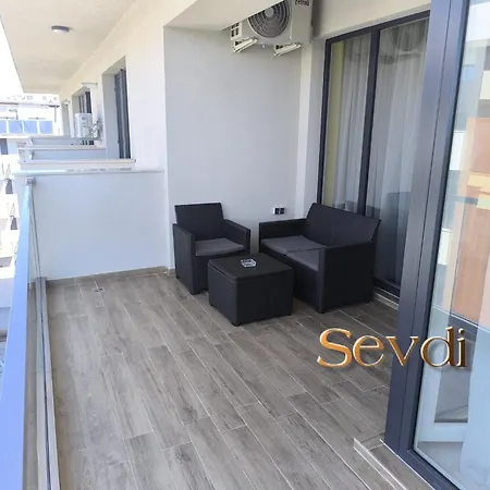 Sevdi - 2 Min De Plaja Apartment *